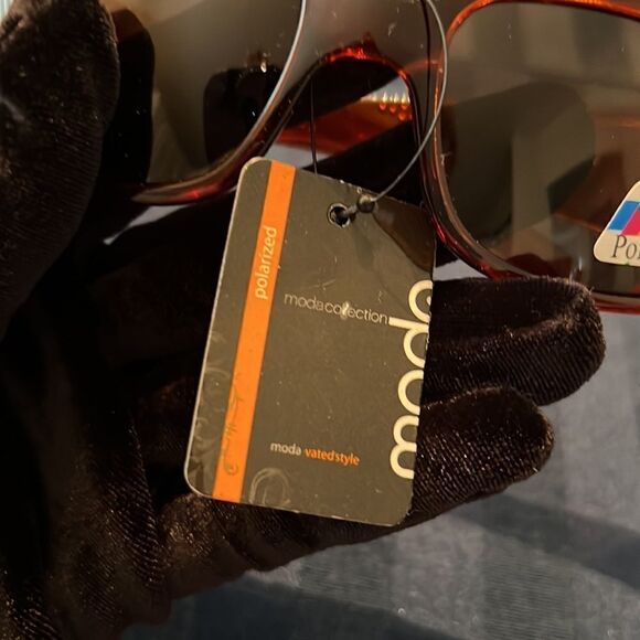 Modo collection NWT red blingy sunglasses sunnies - Picture 10 of 11